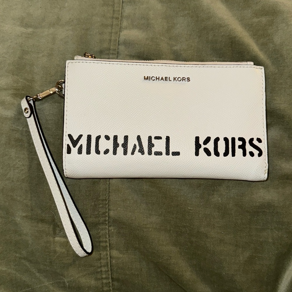 Michael Kors Jet Set Double Zip Leather Wristlet